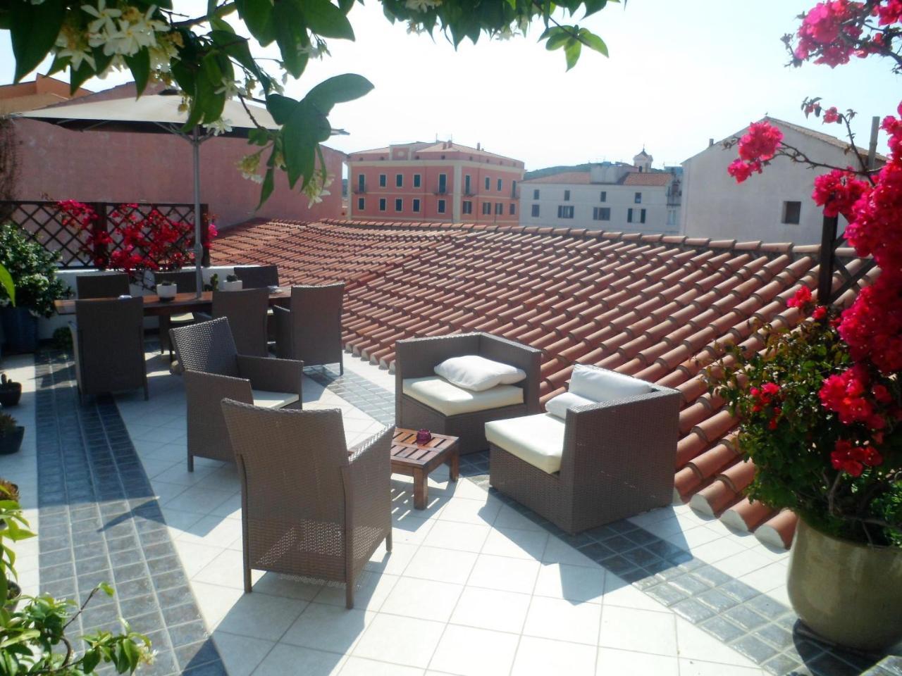 B&B Domus De Janas Санта-Тереза-Галлура Екстер'єр фото